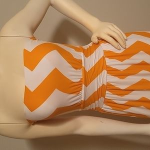 Chevron print strapless dress